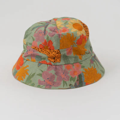 Into the wild reversible bucket hat